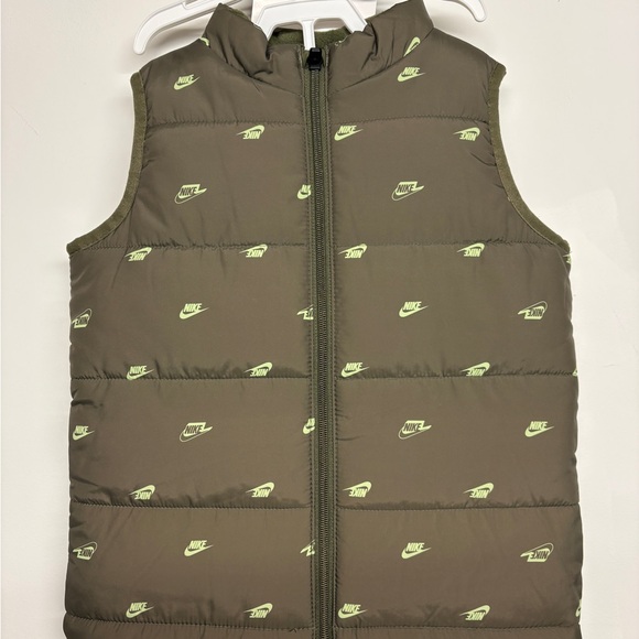 Nike Other - NWT Nike Puffer Vest with Logo 4T